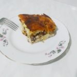 Заливной пирог на кефире с мясом